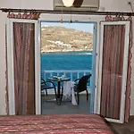 Vana Holidays 2* Ornos (Mykonos)