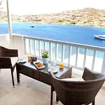 Vana Holidays Hotel