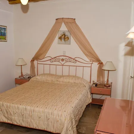 Vana Holidays Hotel