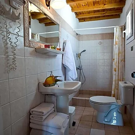 Vana Holidays Hotel