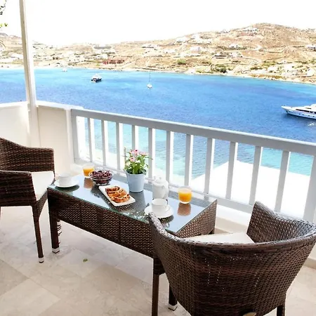 Vana Holidays Hotel