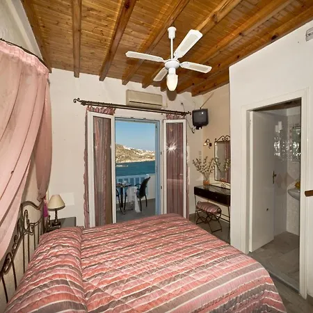 Vana Holidays 2* Ornos (Mykonos)