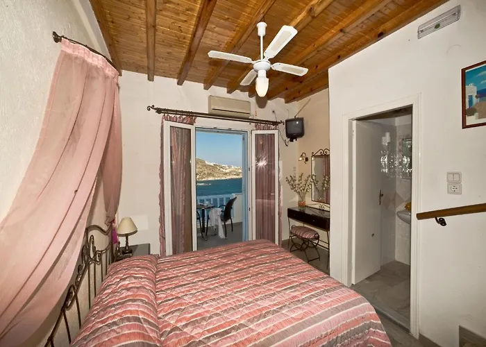 Vana Holidays 2* Ornos (Mykonos)