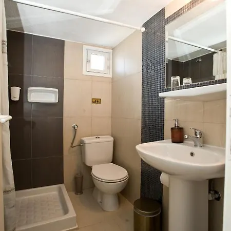 Vana Holidays Отель 2*